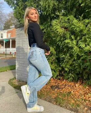 Hannah Cook OnlyFans Leaked Free Thumbnail Picture - #4sEapl2M78