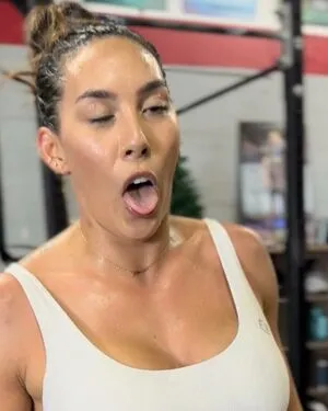 Hannah Eden Fitness OnlyFans Leaked Free Thumbnail Picture - #4iZugi9q6A