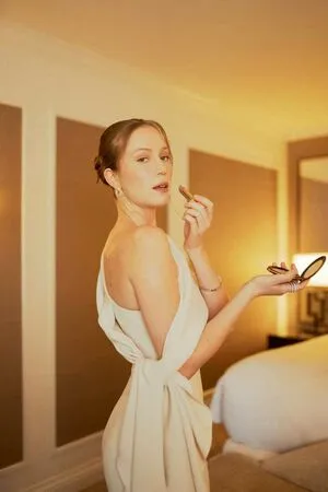 Hannah Einbinder OnlyFans Leaked Free Thumbnail Picture - #1M9gpAw4m9