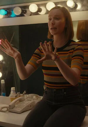 Hannah Einbinder OnlyFans Leaked Free Thumbnail Picture - #3v95AkfLD8