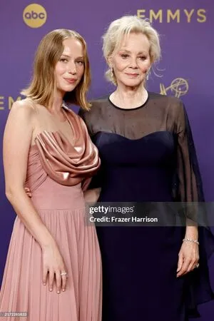 Hannah Einbinder OnlyFans Leaked Free Thumbnail Picture - #8mYKOfGDYj