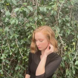 Hannah Einbinder OnlyFans Leaked Free Thumbnail Picture - #AOA81hXYGI