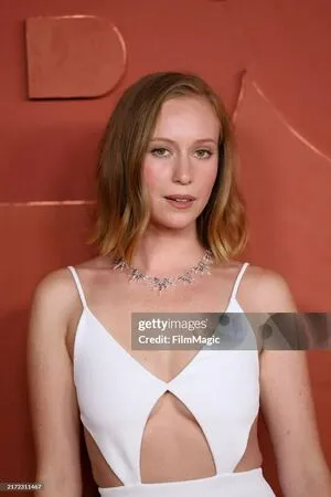 Hannah Einbinder OnlyFans Leaked Free Thumbnail Picture - #CLyfkgrhqI