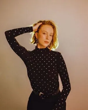 Hannah Einbinder OnlyFans Leaked Free Thumbnail Picture - #ZxtQ1vfono