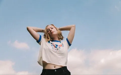 Hannah Einbinder OnlyFans Leaked Free Thumbnail Picture - #bSSMIgyp6k