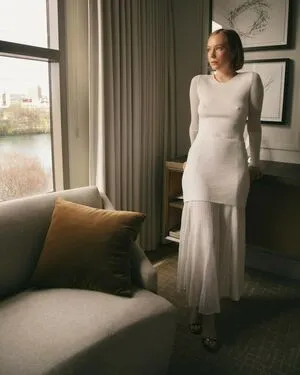 Hannah Einbinder OnlyFans Leaked Free Thumbnail Picture - #l6yBG899mL