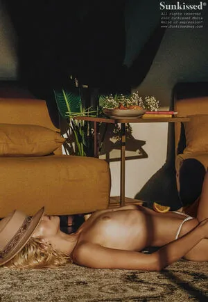 Hannah Glasby OnlyFans Leaked Free Thumbnail Picture - #Hx8hV8s4M8