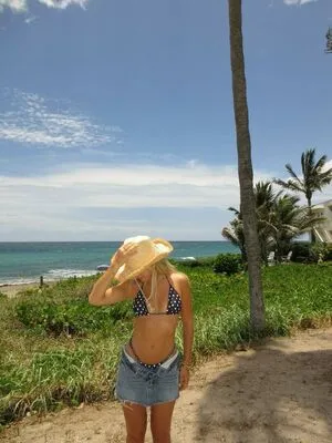 Hannah Lutz OnlyFans Leaked Free Thumbnail Picture - #SoAwTzPcfW