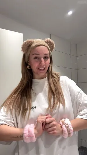 Hannah Maria OnlyFans Leaked Free Thumbnail Picture - #6RFna3u8Wj