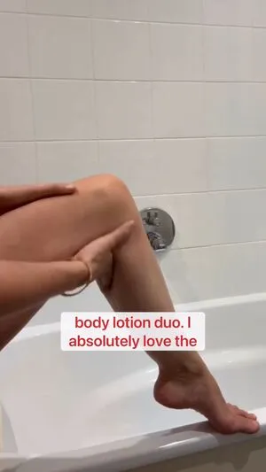 Hannah Martin Makeup OnlyFans Leaked Free Thumbnail Picture - #Da3M7k42Gs