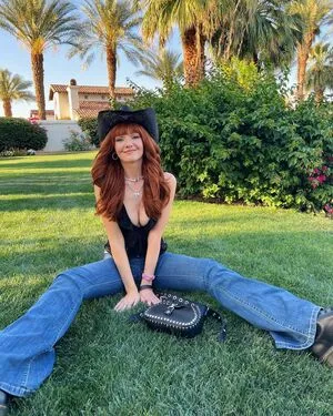 Hannah Rose May OnlyFans Leaked Free Thumbnail Picture - #HKogru63e9