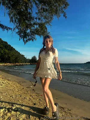 Hannah Roxie OnlyFans Leaked Free Thumbnail Picture - #LrgFv4p4lr