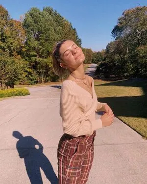 Hannah Schlenker OnlyFans Leaked Free Thumbnail Picture - #02H2nRLPIv
