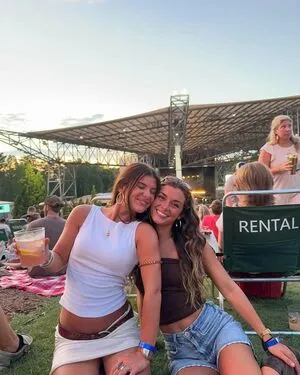 Hannah Schlenker OnlyFans Leaked Free Thumbnail Picture - #4wexyoSl7s
