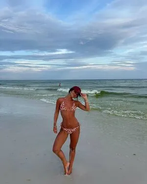 Hannah Schlenker OnlyFans Leaked Free Thumbnail Picture - #MjmfTxNiar
