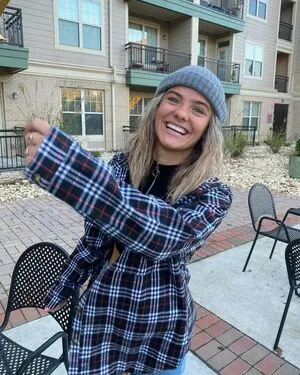 Hannah Schlenker OnlyFans Leaked Free Thumbnail Picture - #pMFIFt7ohX