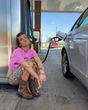 Hannah Schlenker OnlyFans Leaked Free Thumbnail Picture - #tNOUw9ReA9