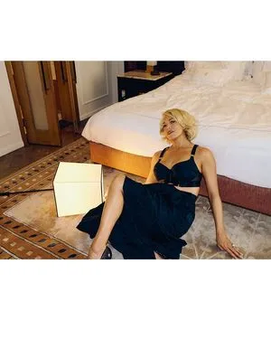 Hannah Waddingham OnlyFans Leaked Free Thumbnail Picture - #d8NhH7X6m5