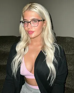 Hannah White OnlyFans Leaked Free Thumbnail Picture - #bODtyzprog