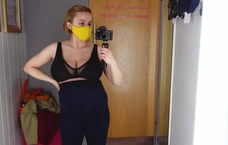 Hannah Witton OnlyFans Leaked Free Thumbnail Picture - #U01FUds32c