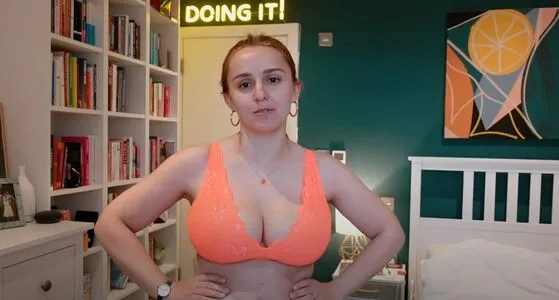 Hannah Witton OnlyFans Leaked Free Thumbnail Picture - #Gls4bGc2sw