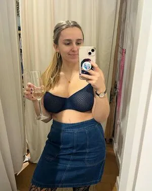 Hannah Witton OnlyFans Leaked Free Thumbnail Picture - #f6UDG1qdRg