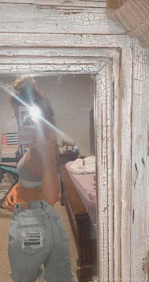 Hannah5445 OnlyFans Leaked Free Thumbnail Picture - #UikLlIT4R9