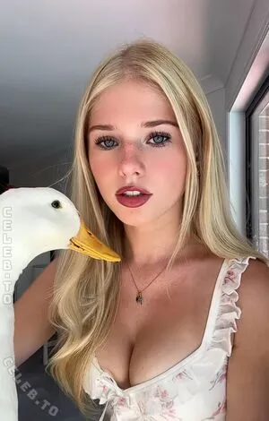 Hannahanderrson OnlyFans Leaked Free Thumbnail Picture - #gZw6YGmjD8