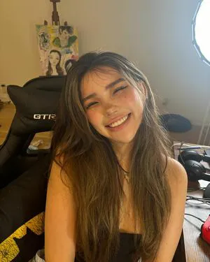 Hannahkae27 OnlyFans Leaked Free Thumbnail Picture - #JruF3DW01g