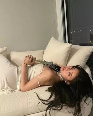 Hannahkae27 OnlyFans Leaked Free Thumbnail Picture - #ysR8VMasAI