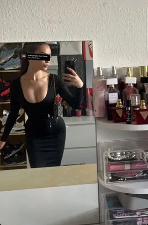 Hannahluisienne OnlyFans Leaked Free Thumbnail Picture - #1Nh0W8cOU8