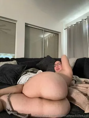 Hannahnicholekast OnlyFans Leaked Free Thumbnail Picture - #fMC00OjYQL