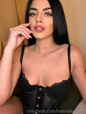 Hannahswane OnlyFans Leaked Free Thumbnail Picture - #SztkP2CBEv