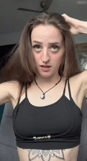 Hannexa OnlyFans Leaked Free Thumbnail Picture - #1painY3q46