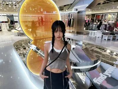 Hanni Pham OnlyFans Leaked Free Thumbnail Picture - #MdgDRR3GS2