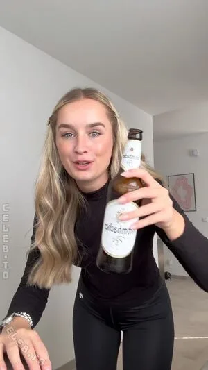Hannifu OnlyFans Leaked Free Thumbnail Picture - #vNJd3Sna9R
