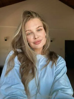 Happiness Veronica OnlyFans Leaked Free Thumbnail Picture - #4fBRawHnp1