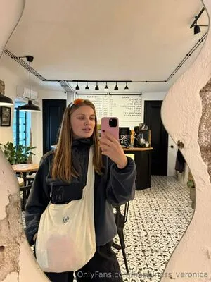 Happiness Veronica OnlyFans Leaked Free Thumbnail Picture - #7N4g2qzeFH