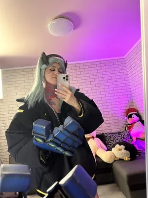 happy_manek OnlyFans Leaked Free Thumbnail Picture - #X9KxqSc8eL