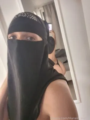 Haram Inaya OnlyFans Leaked Free Thumbnail Picture - #szw6HGKXXp