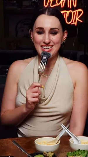 Harley Quinn Smith OnlyFans Leaked Free Thumbnail Picture - #brAuXnu0ZN