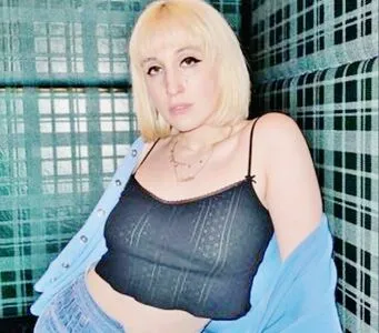 Harley Quinn Smith OnlyFans Leaked Free Thumbnail Picture - #iTuB7KE9d2