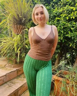 Harley Quinn Smith OnlyFans Leaked Free Thumbnail Picture - #Bem3wHsgIm