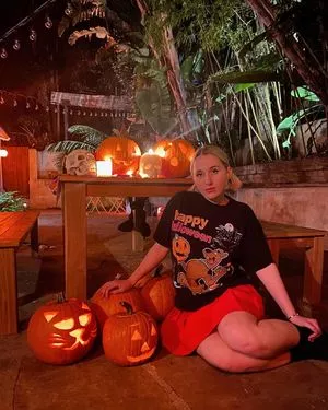 Harley Quinn Smith OnlyFans Leaked Free Thumbnail Picture - #P6dGnCbGBv