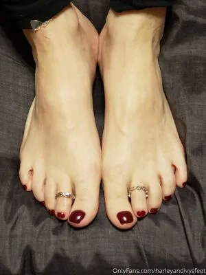 Harleyandivysfeet OnlyFans Leaked Free Thumbnail Picture - #LtCkja7dTc