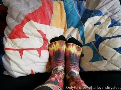 Harleyandivysfeet OnlyFans Leaked Free Thumbnail Picture - #LzPFGoDmA8