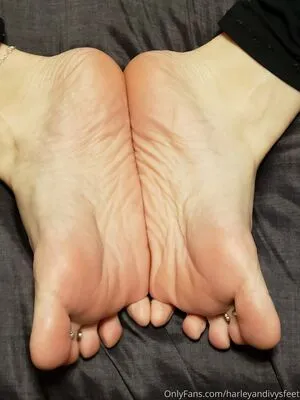 Harleyandivysfeet OnlyFans Leaked Free Thumbnail Picture - #QLfqinmmnw