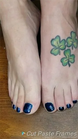 Harleyandivysfeet OnlyFans Leaked Free Thumbnail Picture - #fCTqug7Wwl