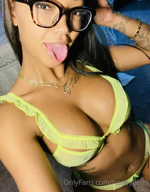Harleydean OnlyFans Leaked Free Thumbnail Picture - #9YRB7Nk0cr