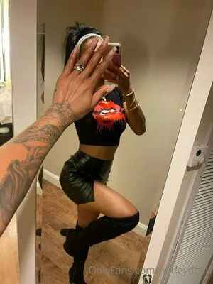 Harleydean OnlyFans Leaked Free Thumbnail Picture - #G8Gpmn4221